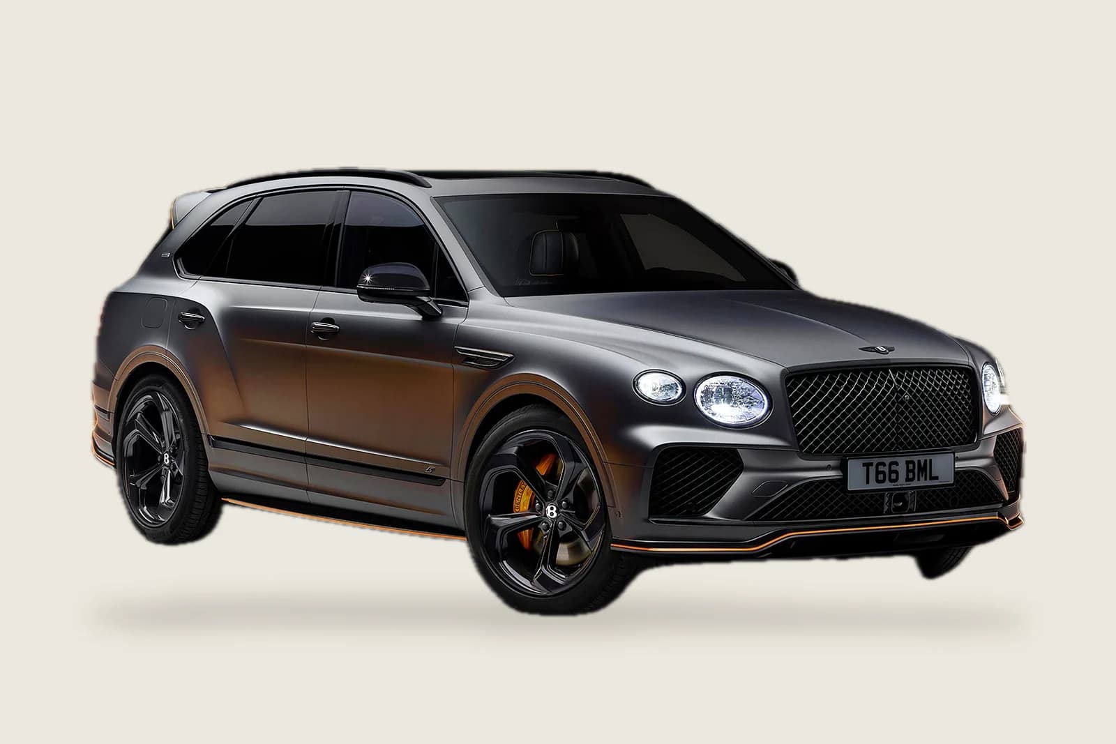Grey Bentley Bentayga S Black Edition seen from the side